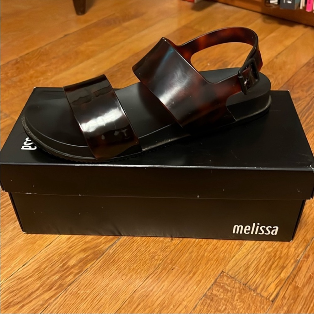 Melissa Brown Sandals Sleek Design with Slingback